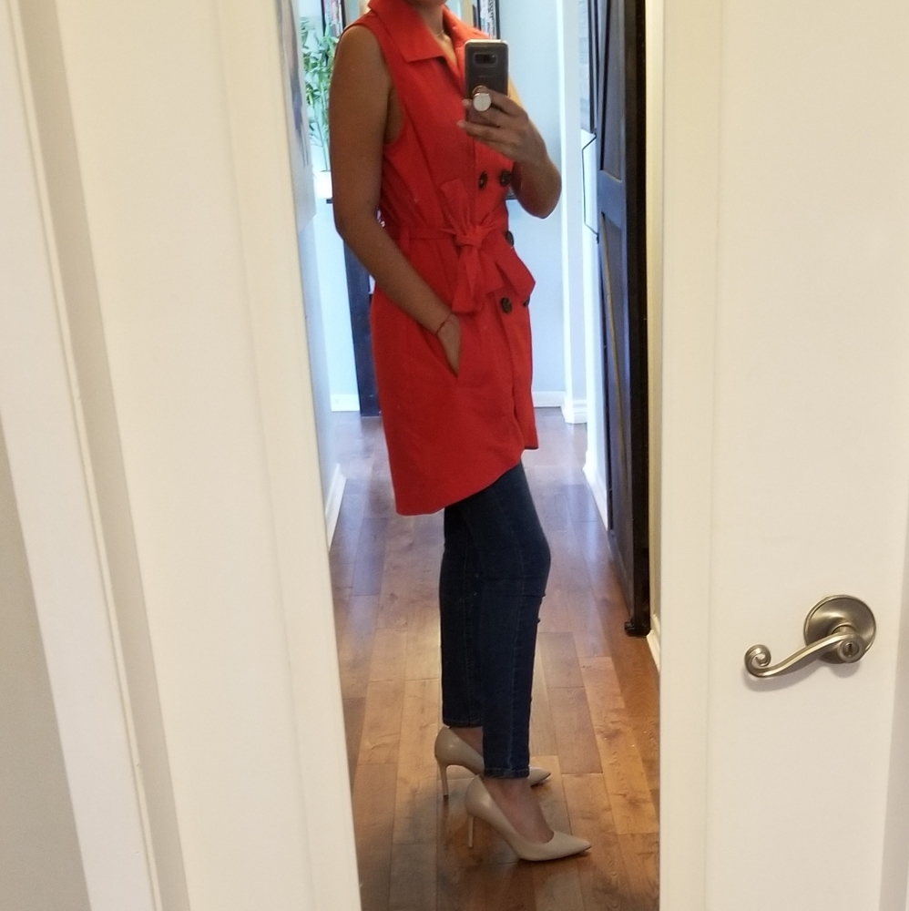 👗CABI RED SLEVELESS DRESSCOAT. - Picture 16 of 16